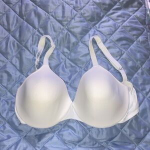 3/$18 Hanes 38D underwire bra.